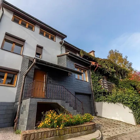 Golden Mokotow Villa *